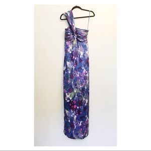 Banana republic Silk Formal dress • one shoulder